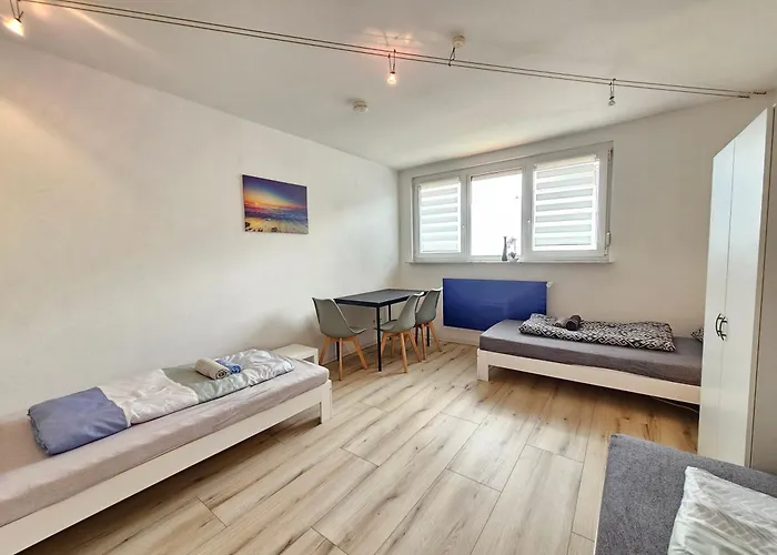 Wohnreich Mitte - 3b - 2-zimmerwohnung 民宿 布劳施泰因