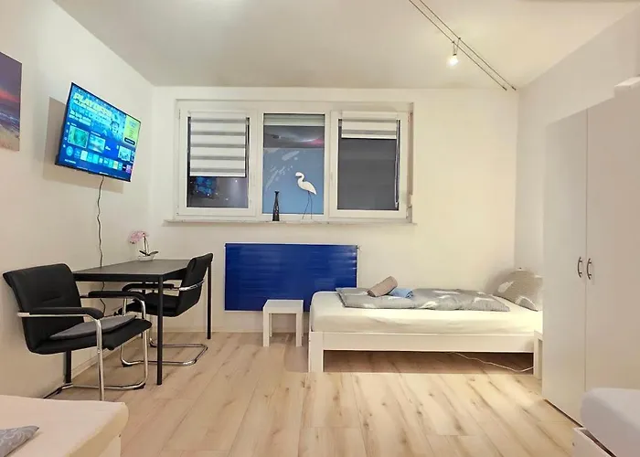 Wohnreich Mitte - 3b - 2-zimmerwohnung 民宿 布劳施泰因